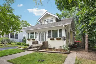 325 Morton St, Batavia, IL 60510 - Photo 1