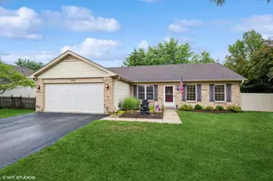 1146 Pheasant Trail, Carol Stream, IL 60188 - Photo 1