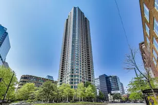 400 N La Salle Dr, Chicago, IL 60654 - Photo 1