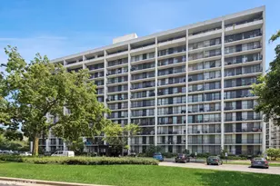 2015 S Finley Rd, Lombard, IL 60148 - Photo 1