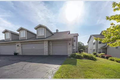 990 Penny Lane #990, Sycamore, IL 60178 - Photo 1