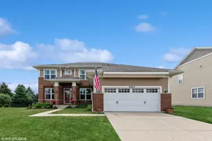 25219 Bay Tree Cir, Shorewood, IL 60404 - Photo 1