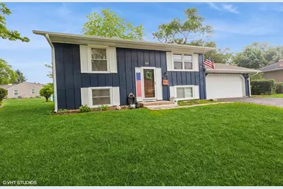 829 Springfield Drive, Roselle, IL 60172 - Photo 1