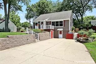 3824 Eastway Dr, Island Lake, IL 60042 - Photo 1