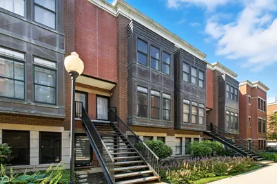 835 W Village Court, Chicago, IL 60608 - Photo 1