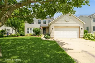 1289 Evergreen Ln, Elgin, IL 60123 - Photo 1