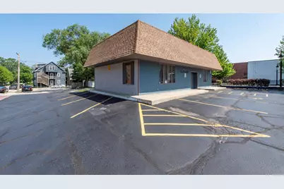 2601 Sheridan Road, Zion, IL 60099 - Photo 1