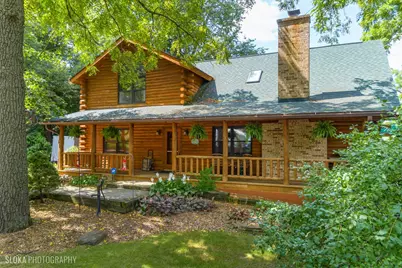 723 N River Road, Algonquin, IL 60102 - Photo 1