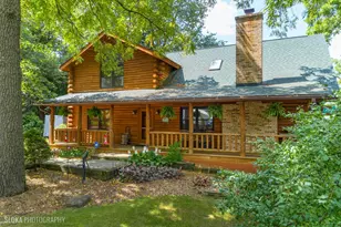 723 N River Rd, Algonquin, IL 60102 - Photo 1