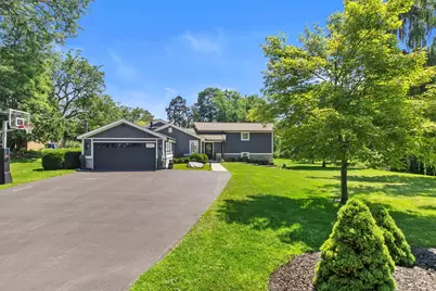 919 Fuller Road, Gurnee, IL 60031 - Photo 1