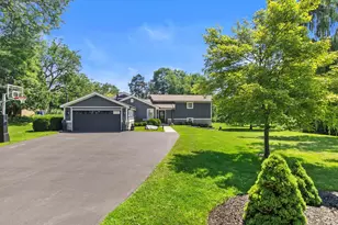 919 Fuller Rd, Gurnee, IL 60031 - Photo 1