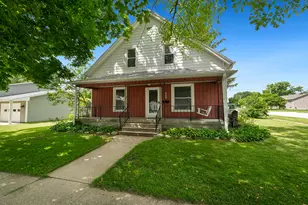 900 S 3rd St, Oregon, IL 61061 - Photo 1