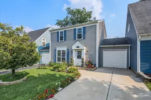 29W413 Greenbriar Ln, Warrenville, IL 60555 - Photo 1