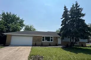 535 Florian Dr, Des Plaines, IL 60016 - Photo 1