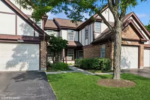 1222 Wellington Ct, Buffalo Grove, IL 60089 - Photo 1