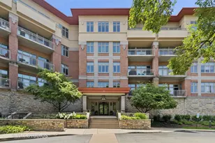 45 Prairie Park Dr, Wheeling, IL 60090 - Photo 1