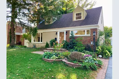 630 Hermitage Drive, Deerfield, IL 60015 - Photo 1