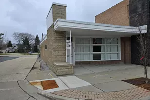 8348 Lincoln Ave, Skokie, IL 60077 - Photo 1