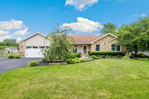 2900 Abbington Dr, New Lenox, IL 60451 - Photo 1