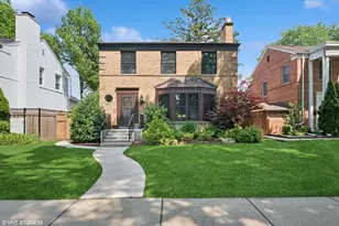 5449 N Lamon Ave, Chicago, IL 60630 - Photo 1