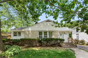 1063 S 8th Ave, Kankakee, IL 60901 - Photo 1