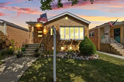 6045 S Narragansett Avenue, Chicago, IL 60638 - Photo 1