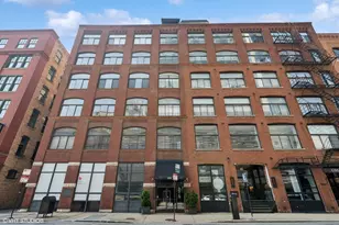 215 W Illinois St, Chicago, IL 60654 - Photo 1