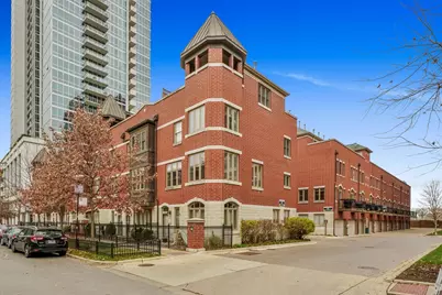 1703 S Prairie Avenue, Chicago, IL 60616 - Photo 1