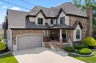 6453 W 81st St, Burbank, IL 60459 - Photo 1