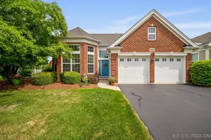 3880 Kingsmill Dr, Elgin, IL 60124 - Photo 1