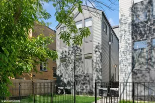 2138 N Sawyer Ave, Chicago, IL 60647 - Photo 1