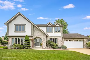 8319 Waterford Dr, Tinley Park, IL 60477 - Photo 1