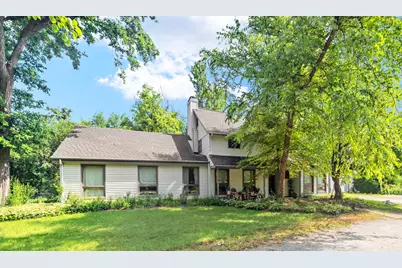 99 Lee Road, Northbrook, IL 60062 - Photo 1