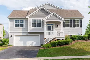 1113 Sapphire Ln, Pingree Grove, IL 60140 - Photo 1