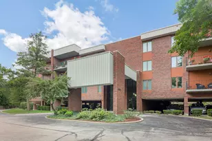 6545 Main St, Downers Grove, IL 60516 - Photo 1