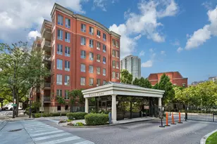 486 N Clinton St, Chicago, IL 60654 - Photo 1