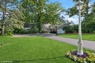 70 Estate Dr, Glencoe, IL 60022 - Photo 1