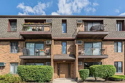 605 N Briar Hill Lane #2, Addison, IL 60101 - Photo 1