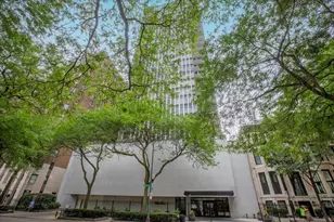 1230 N State Pkwy, Chicago, IL 60610 - Photo 1