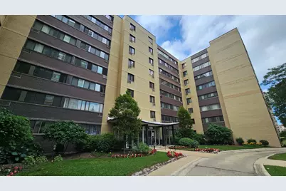 6300 N Sheridan Road #107, Chicago, IL 60660 - Photo 1