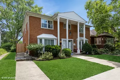 1122 S Maple Avenue, Oak Park, IL 60304 - Photo 1