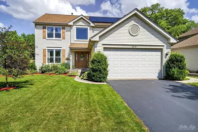 7014 Westwood Drive, Carpentersville, IL 60110 - Photo 1