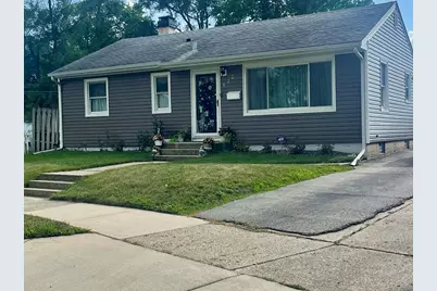 520 W Pleasure Court, Aurora, IL 60506 - Photo 1