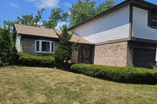 148 Cloverleaf Rd, Matteson, IL 60443 - Photo 1