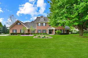 199 Peregrine Ln, Hawthorn Woods, IL 60047 - Photo 1