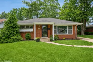 408 S Emerson St, Mount Prospect, IL 60056 - Photo 1