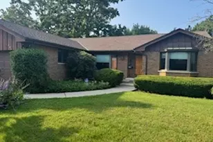 336 Burchell Ave, Highwood, IL 60040 - Photo 1