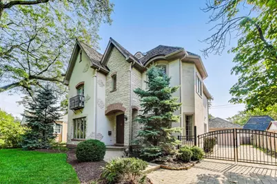 621 N County Line Road, Hinsdale, IL 60521 - Photo 1