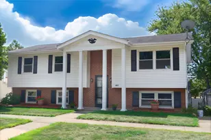 329 De Soto St, Ottawa, IL 61350 - Photo 1