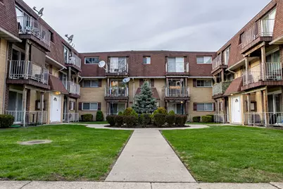 8538 W Catherine Avenue #4N, Chicago, IL 60656 - Photo 1